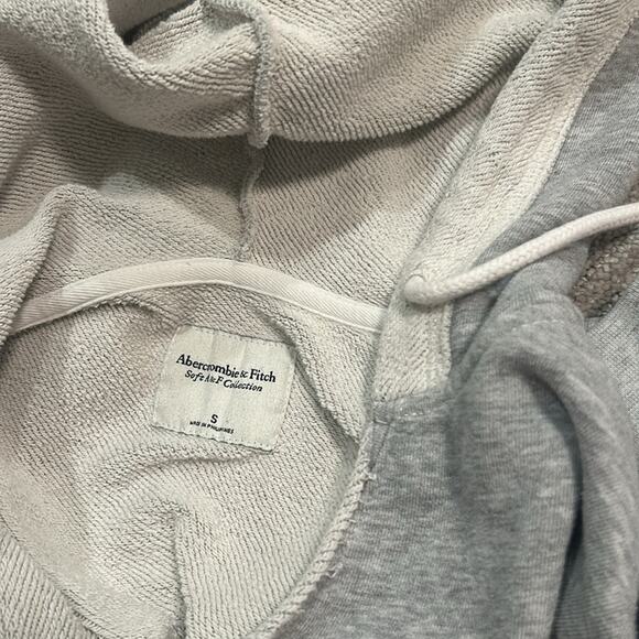Abercrombie and Fitch Soft Collection Hoodie Size Small - Picture 7 of 9